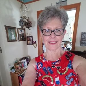 Meet your Posher, Cyndi